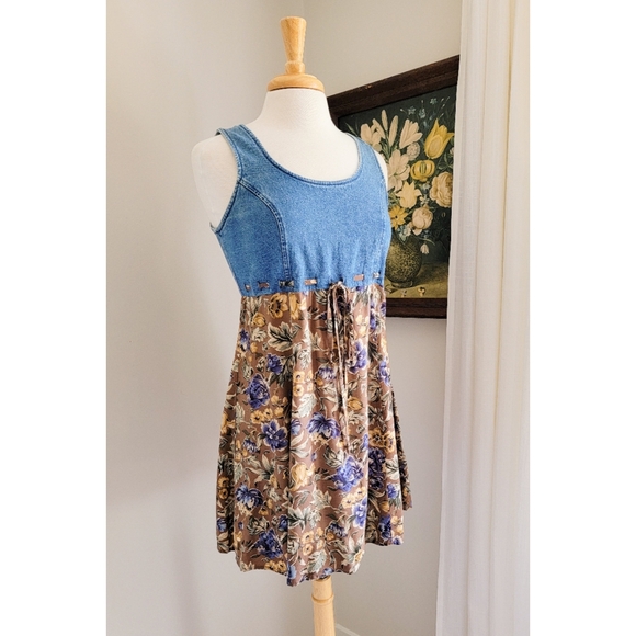 90s Denim Floral Tie Waist Scoop Neck 1990s Vintage Mini Dress - Picture 3 of 15